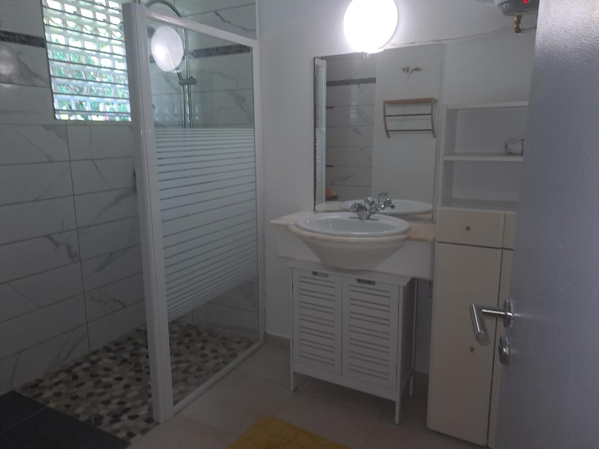 Appartement T2 meublé tout confort Le Gosier  Exterior foto